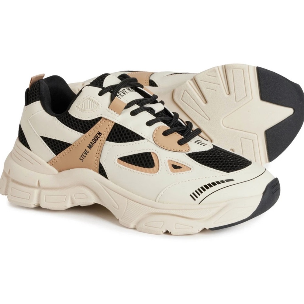 Steve Madden Women's Clydie Chunky Sneakers